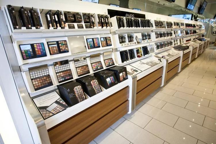 产业观察我国化妆品市场竞争激烈2023年零售额有望突破4000亿
